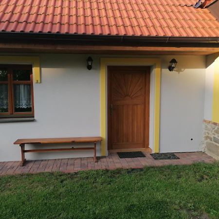 Apartman Na Statku Jilovice Bagian luar foto